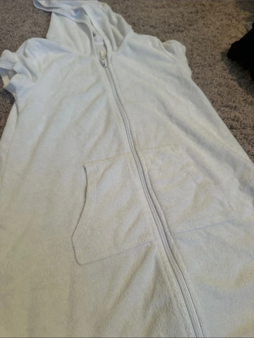 White swim coverup size 7-8